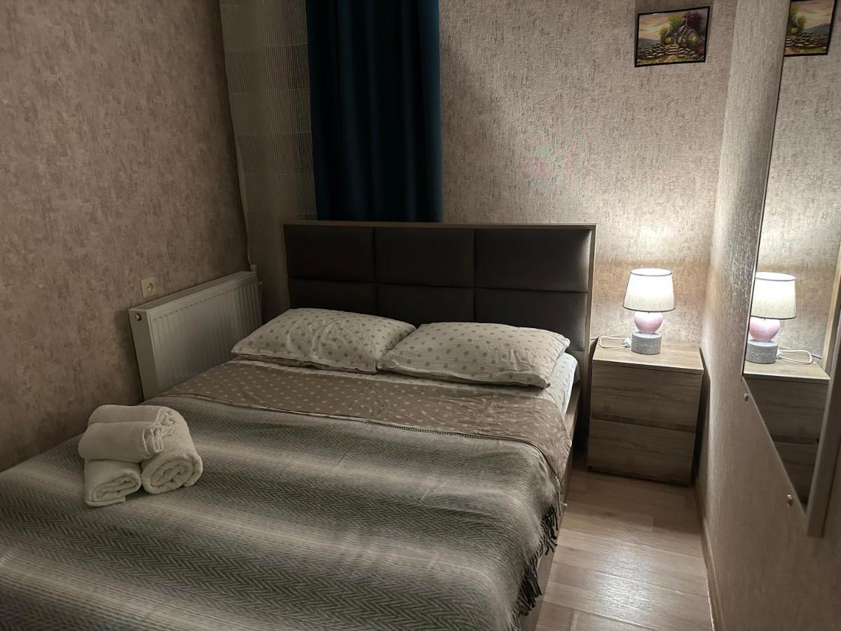 Appartamento Annamari Tbilisi Esterno foto