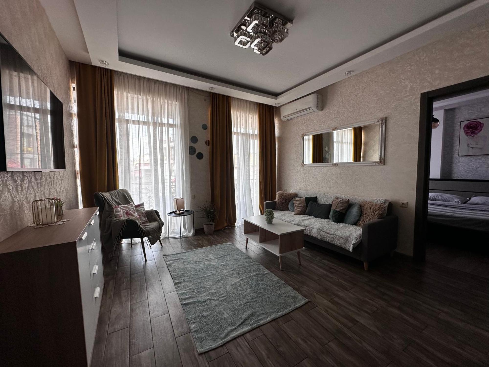 Appartamento Annamari Tbilisi Esterno foto