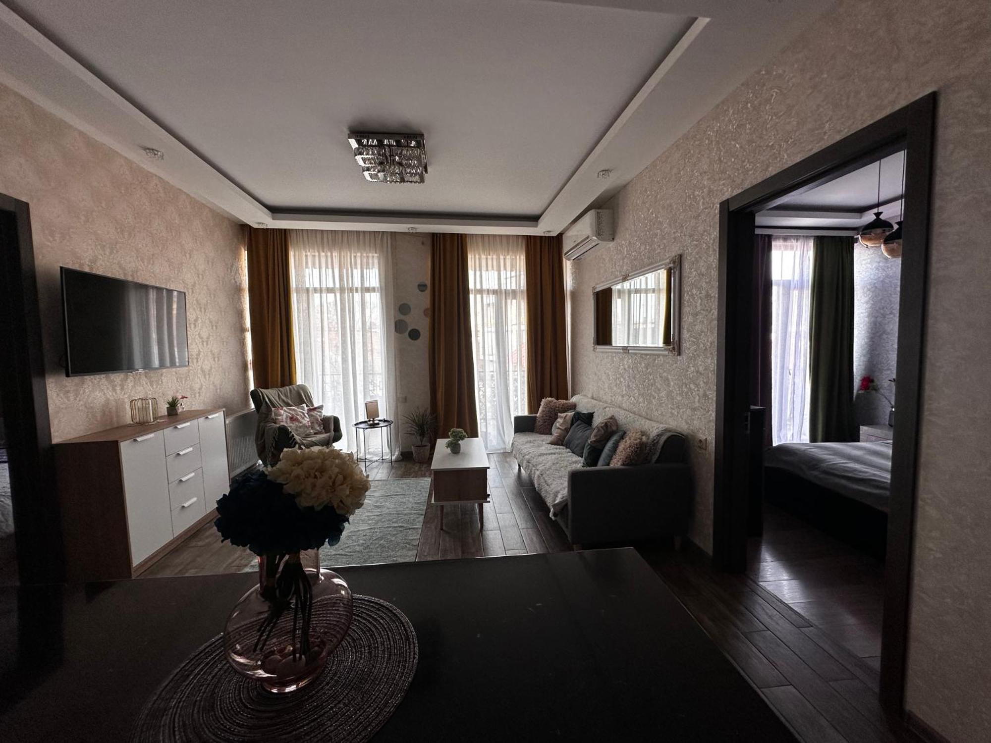 Appartamento Annamari Tbilisi Esterno foto