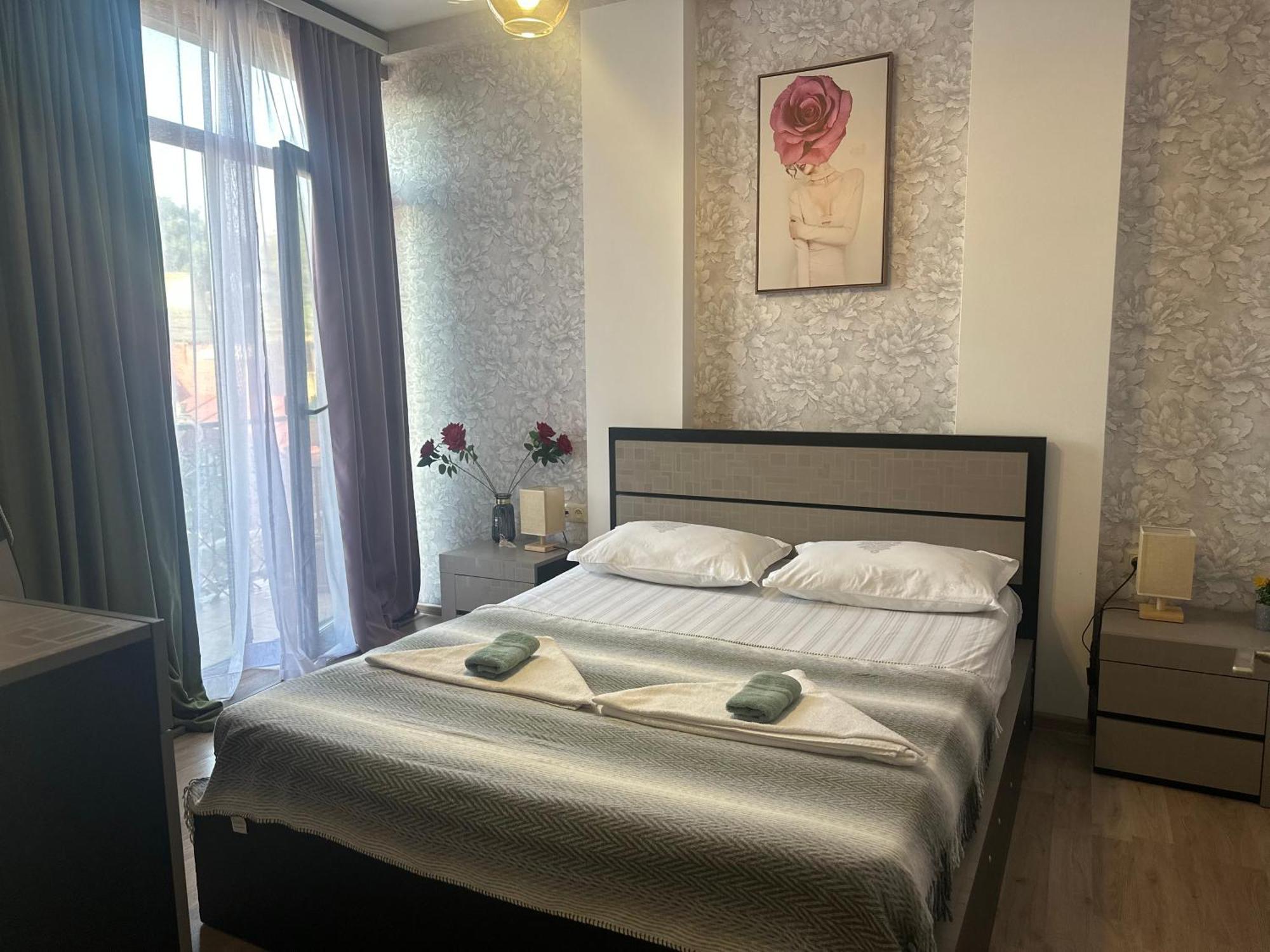 Appartamento Annamari Tbilisi Esterno foto
